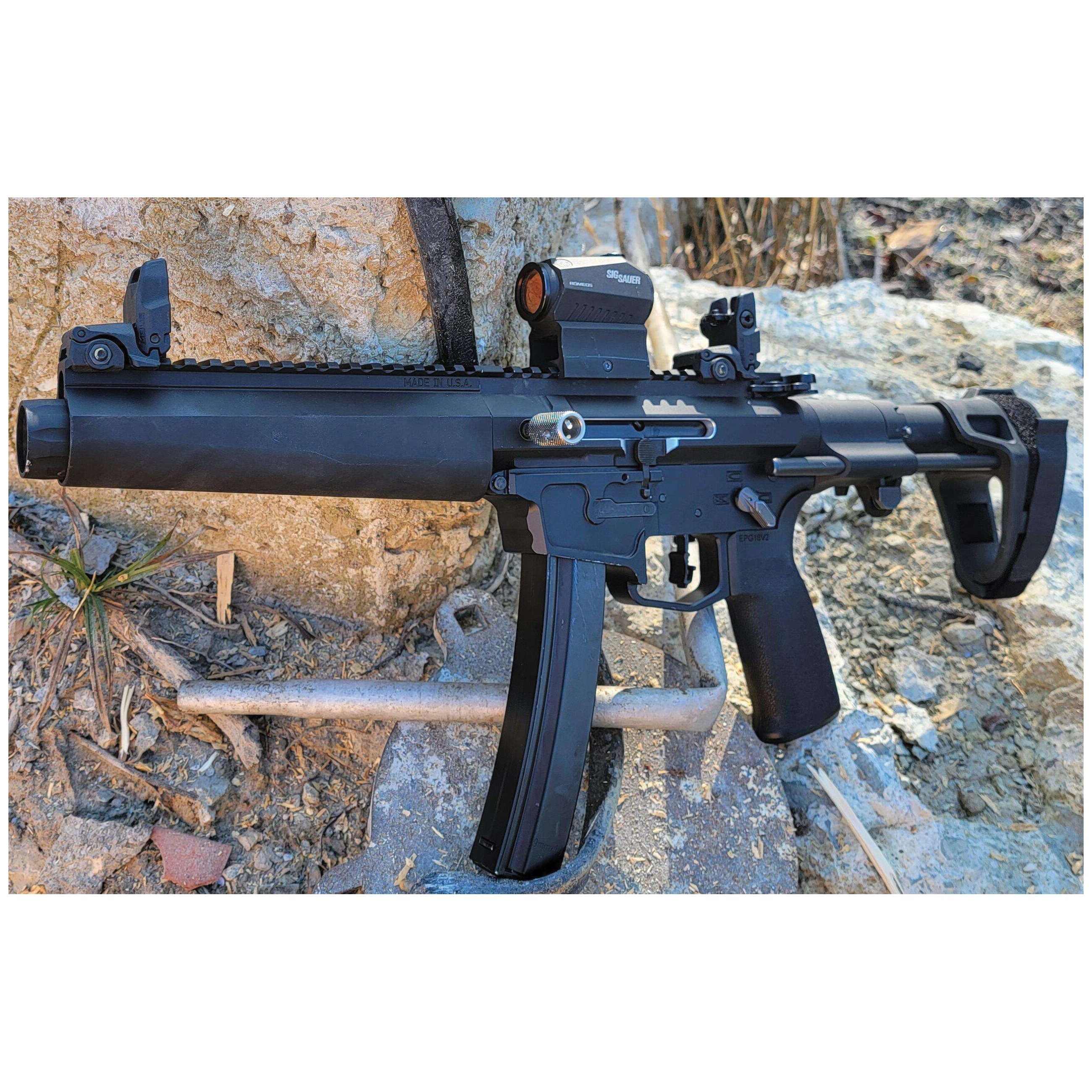 Upgrade Your AR-15 with Bowden Tactical AR-V 7" Handguard in Stealthy Black - J28307 - Bowden Tactical