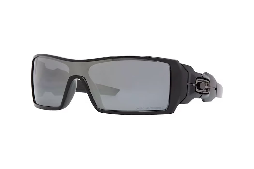 Oakley Oil Rig Polarized Black Frame Black Iridium Polarized Lens Sunglasses - 26-20328 - Oakley