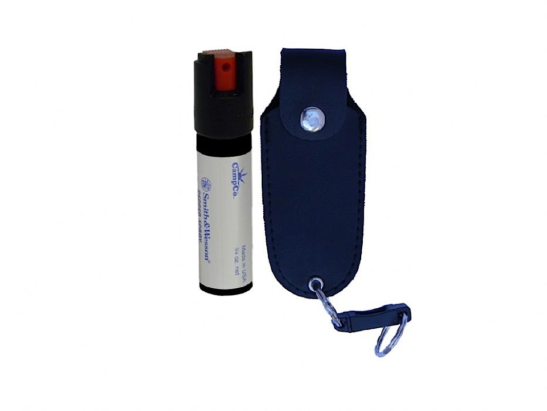 Smith & Wesson Pepper Spray w/ Leather Holster and Quick Release Clip, 0.75 oz - 1253 - Smith & Wesson