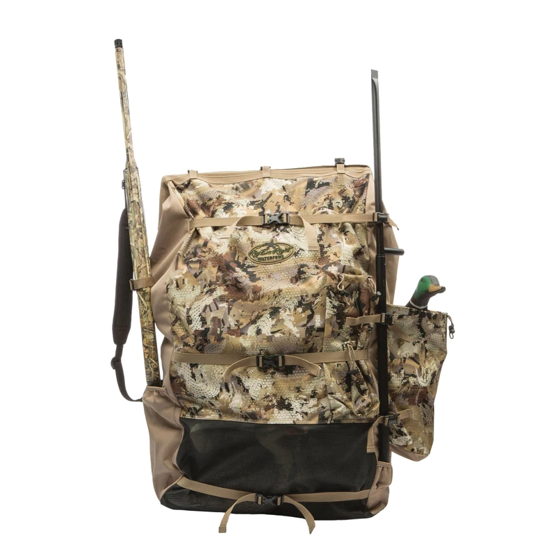 Rig Em Right Waterfowl Refuge Runner 24" x 12" x 38" Decoy Bag, Gore Optifade Marsh Camouflage - Rig Em Right Waterfowl