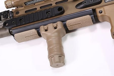 Stubby Vert Grip FDE--BGV-MK46K FDE - Tango Down